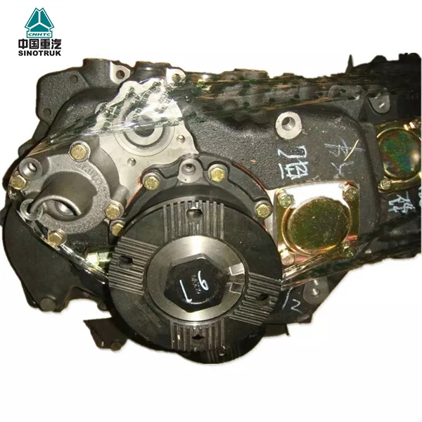 SINOTRUK HOWO transmission auxiliary box sub gearbox AZ2203100018