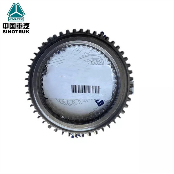 Sinotruk HOWO truck parts clutch body 1324204009