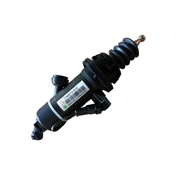 Clutch Master Cylinder 711W30715-6152 for Sinotruk Truck parts