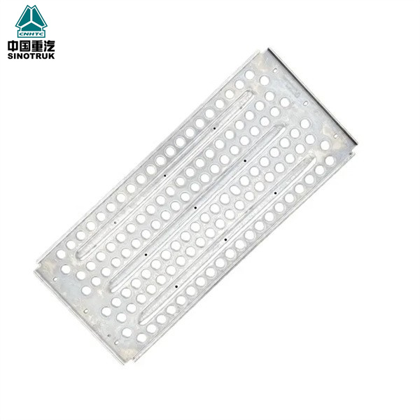 Sinotruk howo truck spare parts walking plate WG9525931450