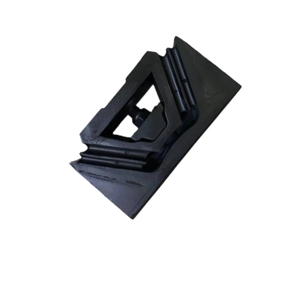 SINOTRUK HOWO T7 SITRAK C7H C9H MAX G7S HOHAN trucks Engine rear support WG9725592131