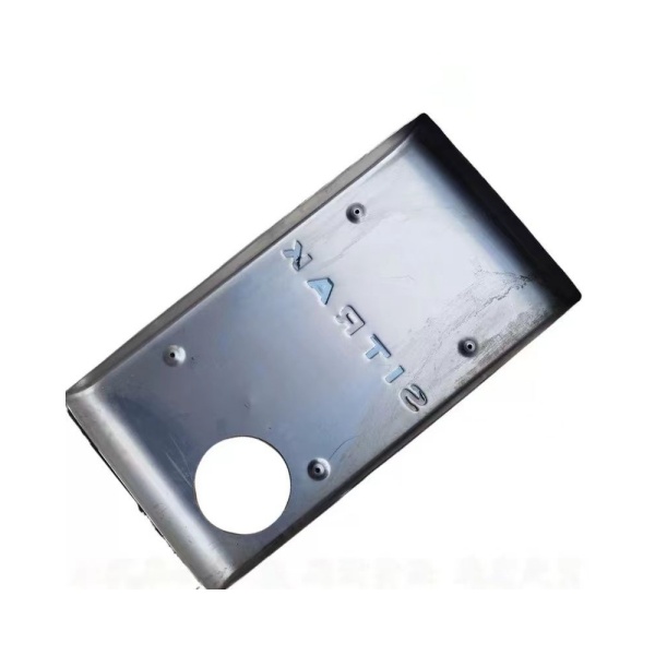 SITRAK C7H MAX Exhaust Panel Decorative (Part No 712W15101-0017)